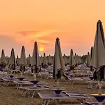Appartamento Comfy Sea View In